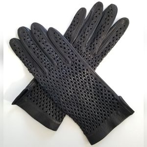 NWOT Woven Lambskin Leather Gloves